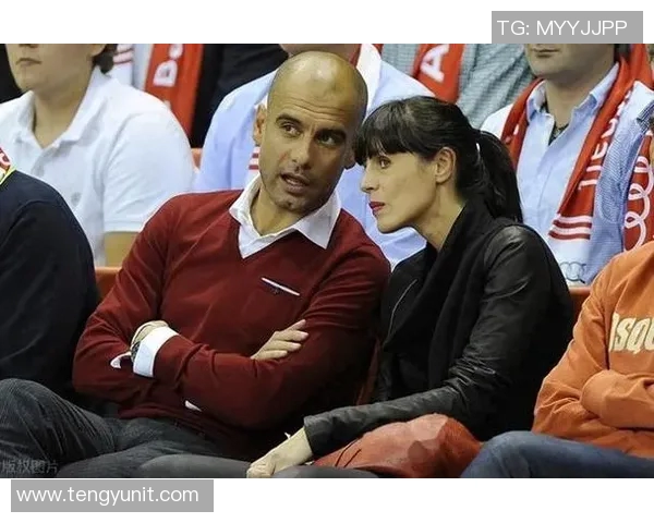 足球明星与女友的浪漫旅程揭示爱情背后的故事与挑战 足球明星与女友的浪漫旅程揭示爱情背后的故事与挑战