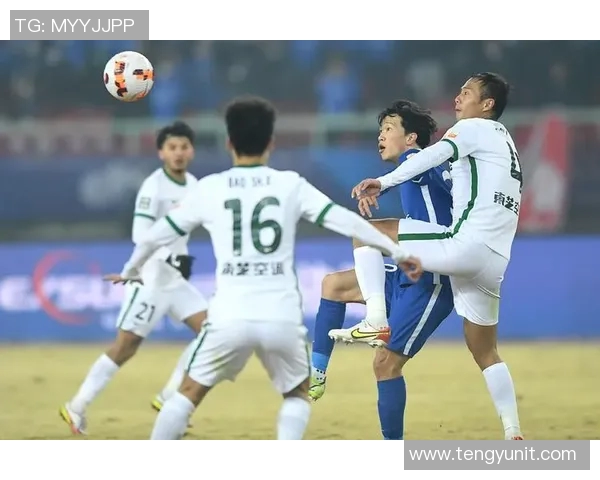 广东足球明星力克浙江队展现强大实力与团队合作精神 广东足球明星力克浙江队展现强大实力与团队合作精神