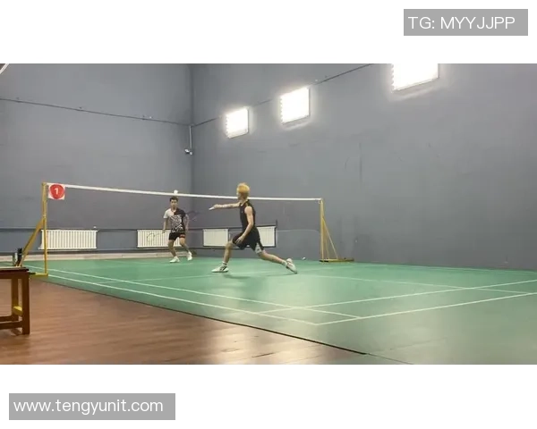 成都羽毛球队盯防战术解析与深度剖析羽毛球竞技魅力