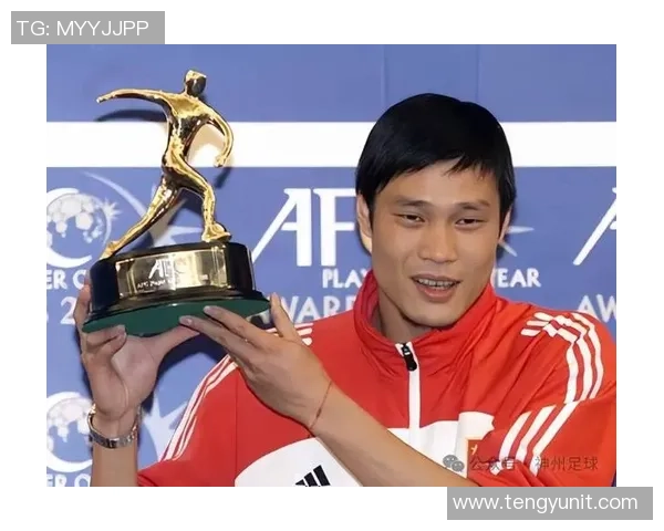 带血上阵足球明星的勇气与坚持揭示了运动员背后的艰辛与荣耀