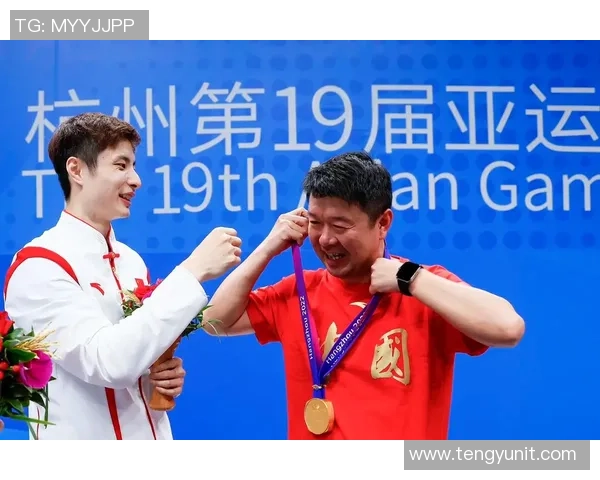 杭州羽毛球队在世锦赛上的拼搏历程与荣耀时刻分享